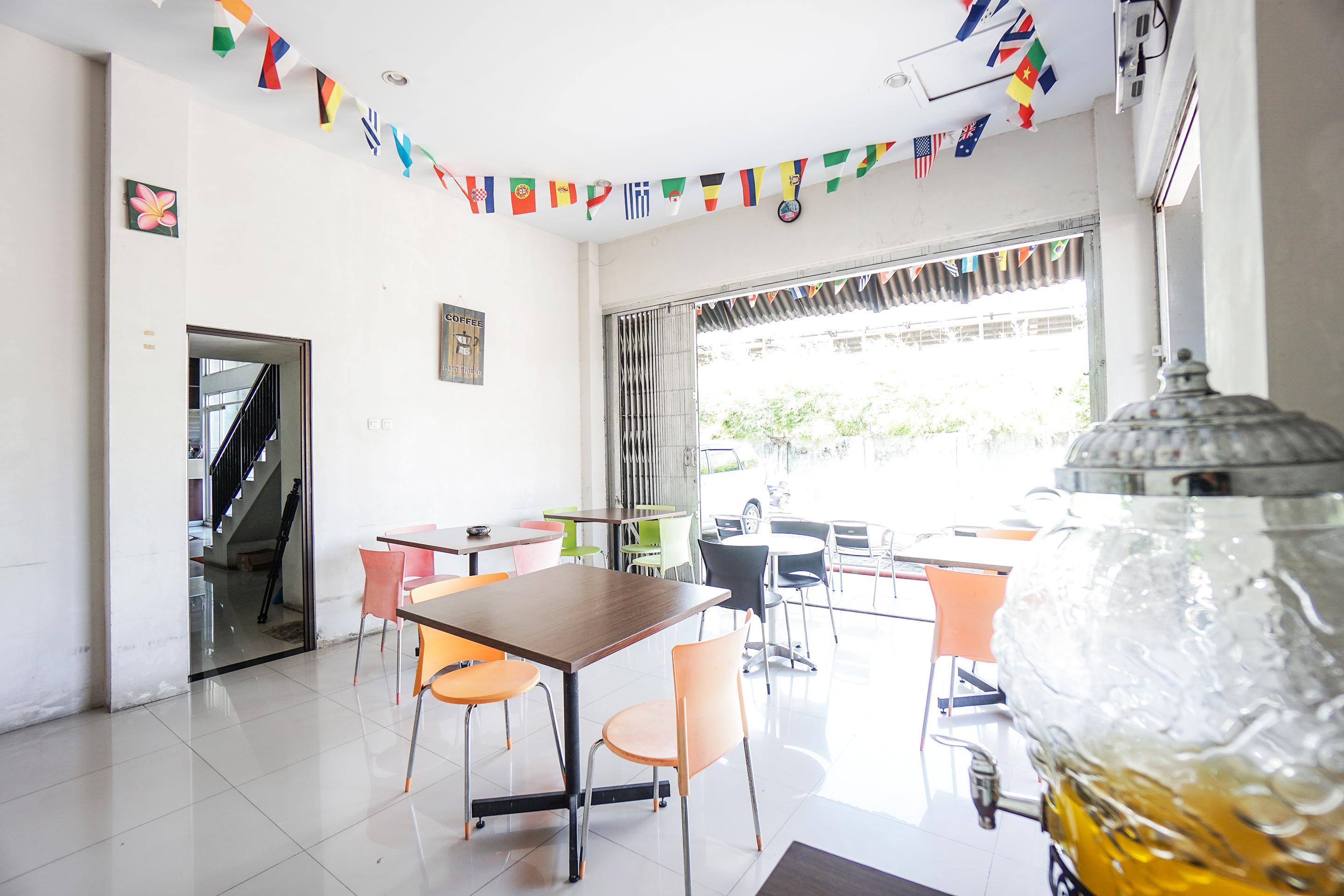 OYO 1236 Elite Residence Manado Exterior foto